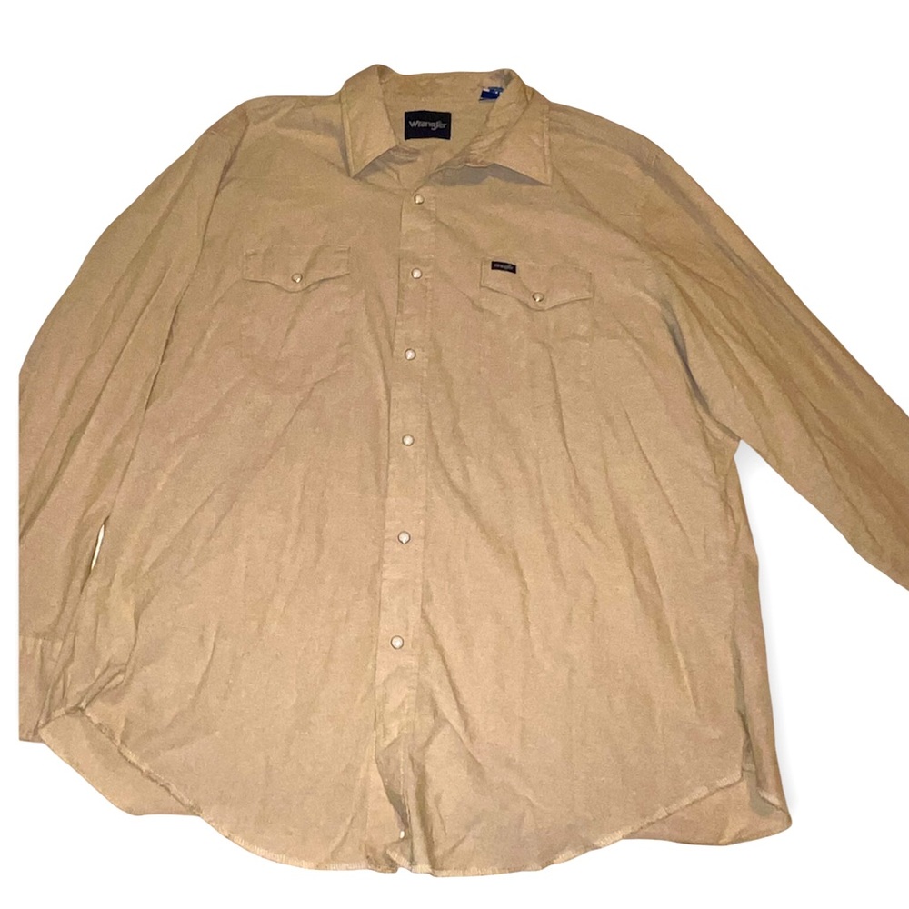 Wrangler pearl snap button down